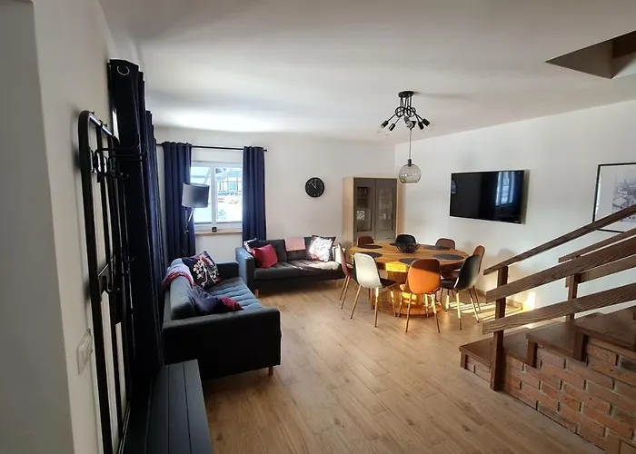 Vila Na Gwizdowce 7 *